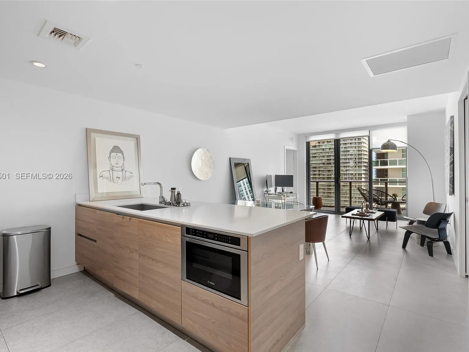 2 bed, 962 sqft, $4,500 — Photo 4