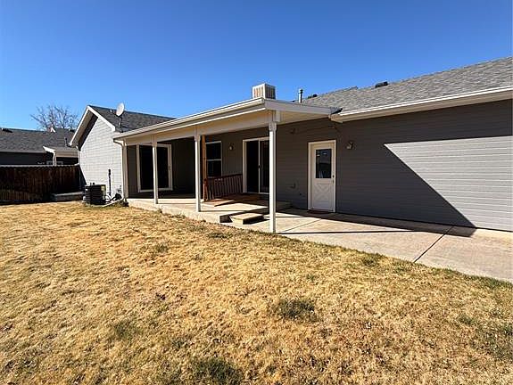 2nd image of 1323 Park Ave APT 6