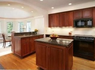 9 Wilde Rd, Newton, MA 02468