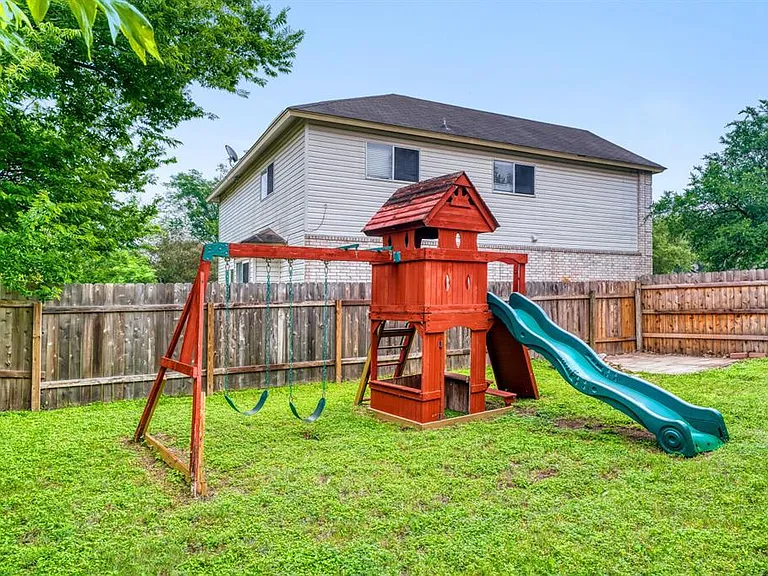 928 Justeford Dr — Photo 26