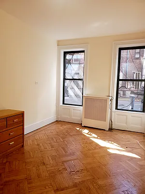 Rented by Triplemint | media 16