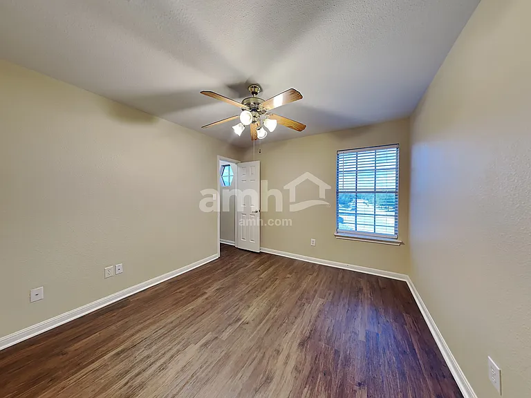 8802 Gallop Chase — Photo 16