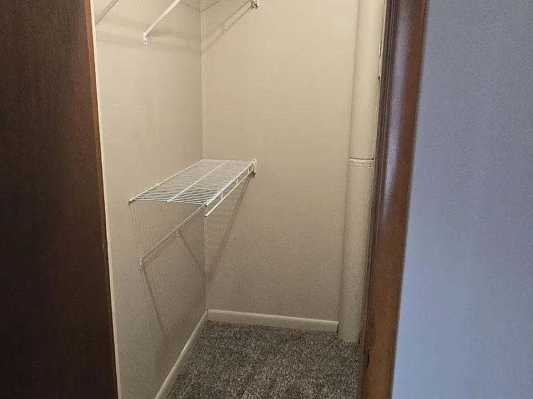 493 Burch St — Photo 9