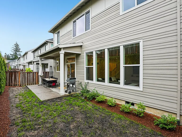 12029 NW Schall St — Photo 23
