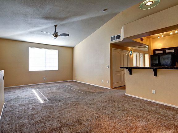 5th image of 1508 Blackcombe St Unit 202
