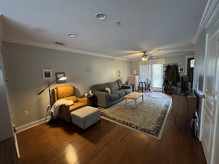 833 Old Greenville Hwy #321 — Photo 4