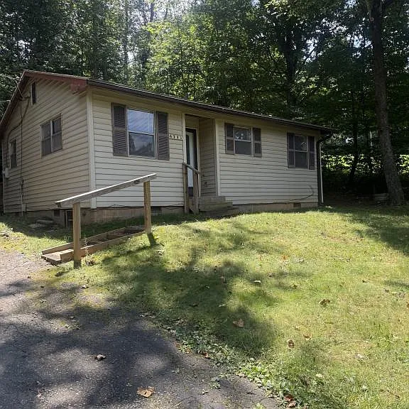 6235 Germanton Rd — Photo 1