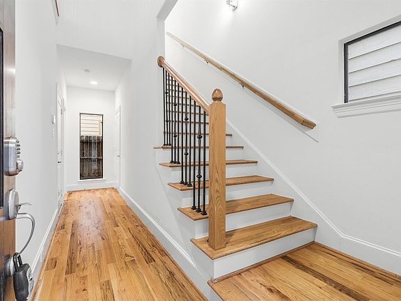 4th image of 5209 Schuler St Unit D