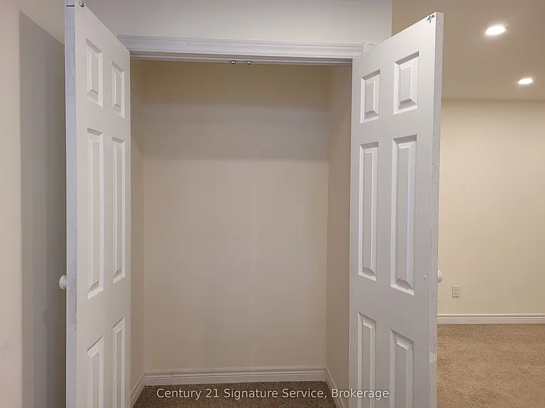 31 Maryann Ln #BASEMENT — Photo 19