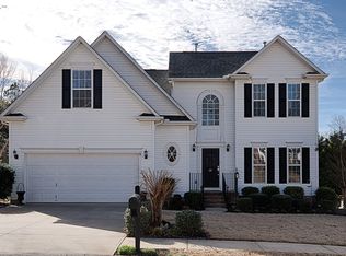 14 Meadow Rose Dr, Travelers Rest, SC 29690