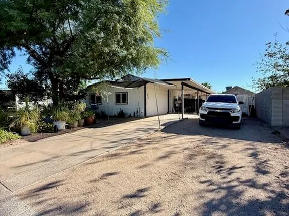 18021 N 1ST Place, Phoenix, AZ 85022