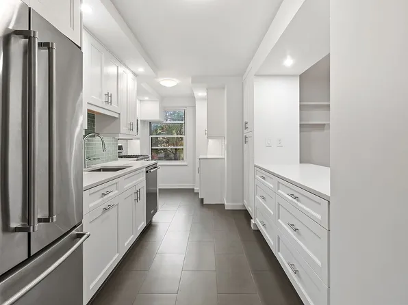 210 Broadway #G205, New York, NY 10002