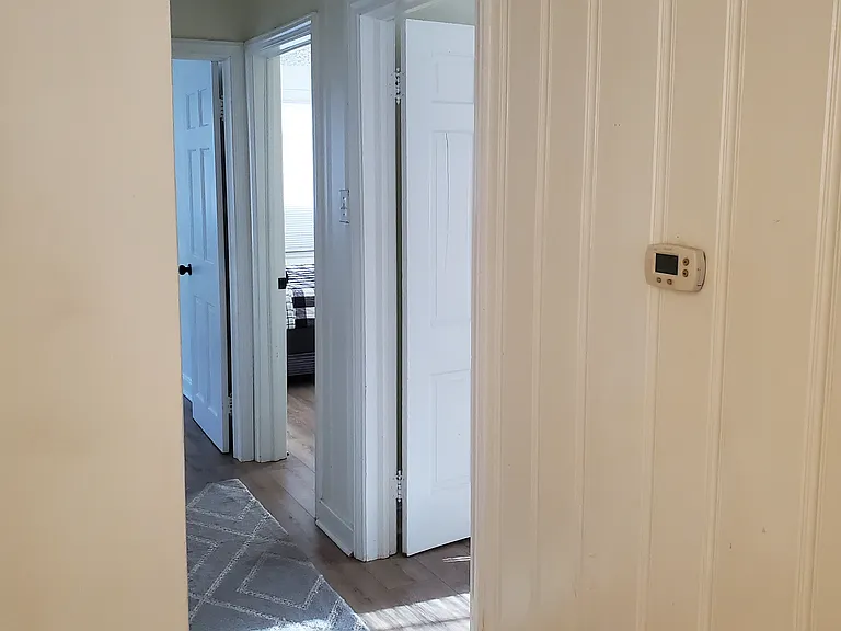 900 Ridgecliff Dr — Photo 8