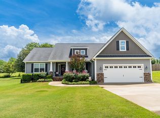 105 Millstone Dr, Campobello, SC 29322