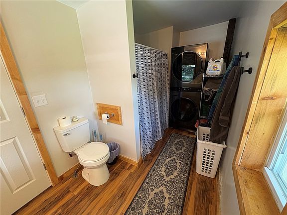 4th image of 5657 Glendale Rd
