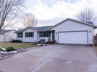 3006 Locust Ave, Holmen, WI 54636