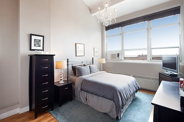Sold by Corcoran | media 10