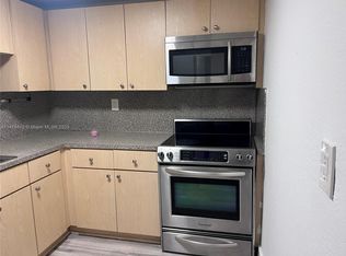 606 W 81st St APT 229, Hialeah, FL 33014