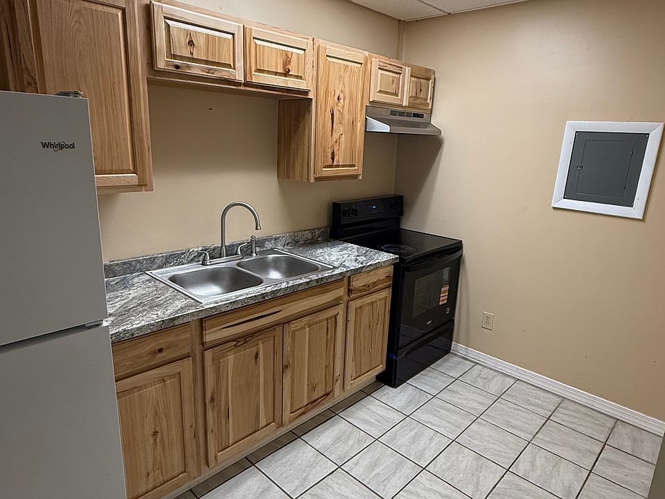 1st image of 130 W Main St Suite 1