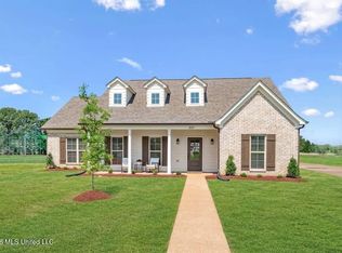 2294 Scott Meadows Ln, Hernando, MS 38632