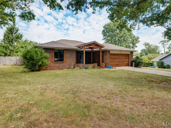 1701 E Briar St, Springfield, MO 65804