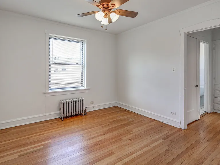 1 BR 775 Bedroom