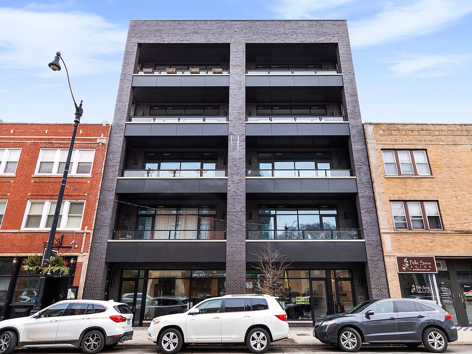 1st image of 2474 N Lincoln Ave #4N
