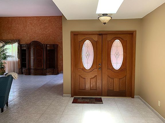 4th image of 11935 SW 15th Ct