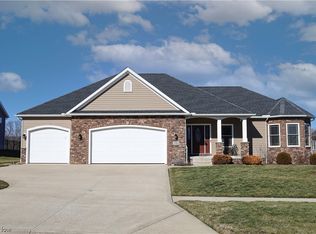 1863 Honeychuck Ln, Kent, OH 44240