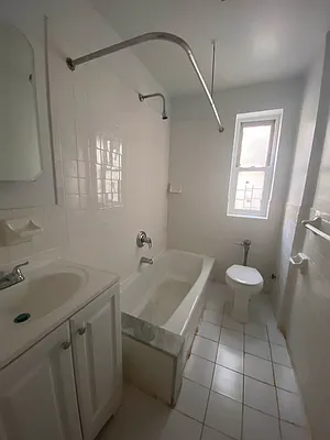 Rented by New York Residence | media 15