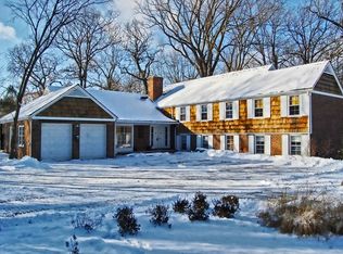 1760 Ryders Ln, Highland Park, IL 60035