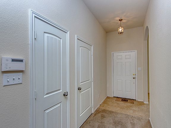 5th image of 141 Vermilion Marble Trl