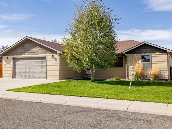 3007 Twin Creek Tr Ave, Cody, WY 82414