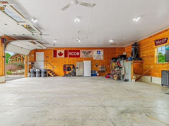 5th image of 92 Reynolds Rd