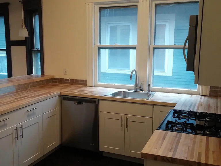 802 Ashland Ave #3 — Photo 3