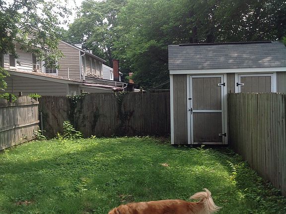 5th image of 213 1/2 Prince Edward St