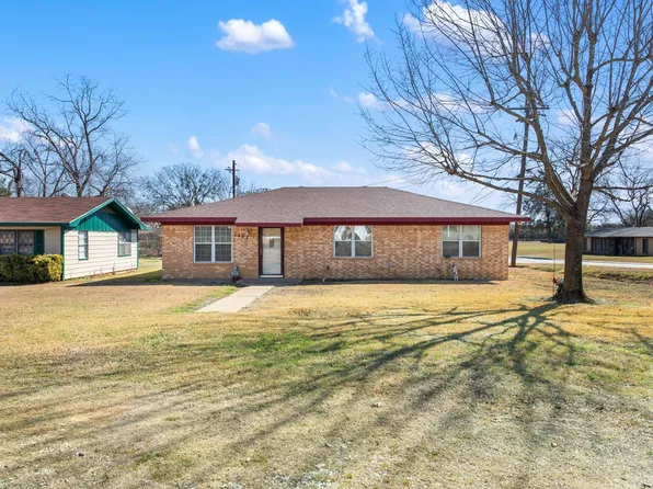 1407 W 6th St, Caldwell, TX 77836