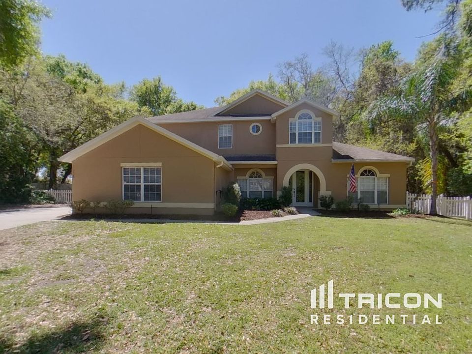 1st image of 228 Capri Cove Pl