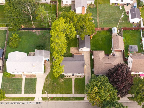 4th image of 1616 W Rundle Ave