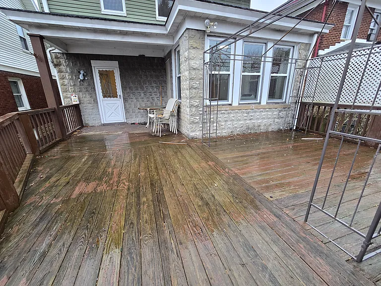 1142 Strahley Pl — Photo 15