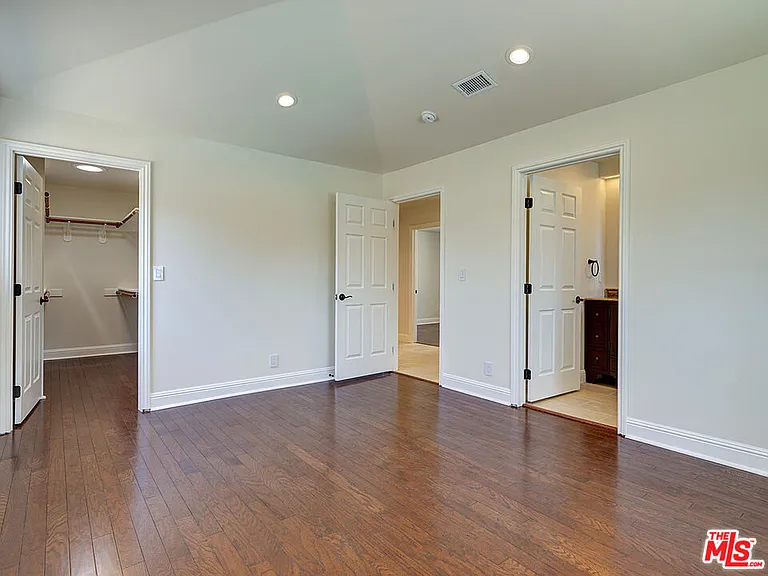 712 N Vista St — Photo 17