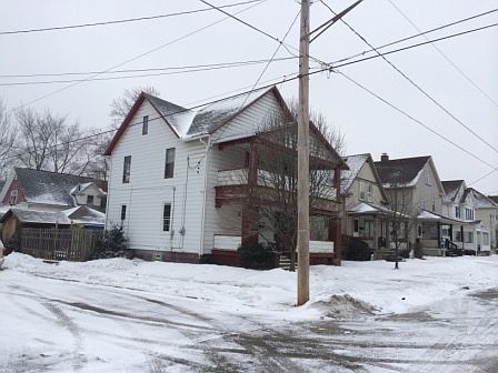 1st image of 402 W Cambridge St