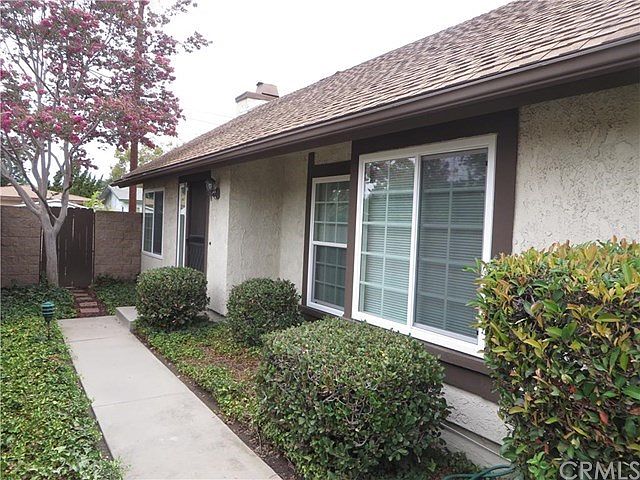 1st image of 419 E Woodcroft Ave