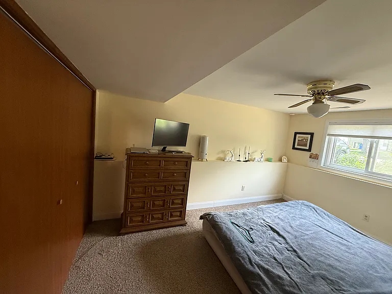 Larger Downstairs bedroom (current tenant setup )