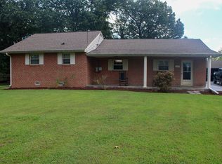 169 Dogwood Hill Ln, Chickamauga, GA 30707