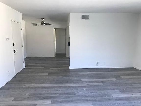 2nd image of 4365 Ventura Canyon Ave #B6
