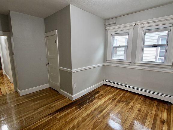 4th image of 55 Estes St #1B