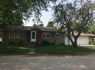 304 10th Ave N, Lewistown, MT 59457