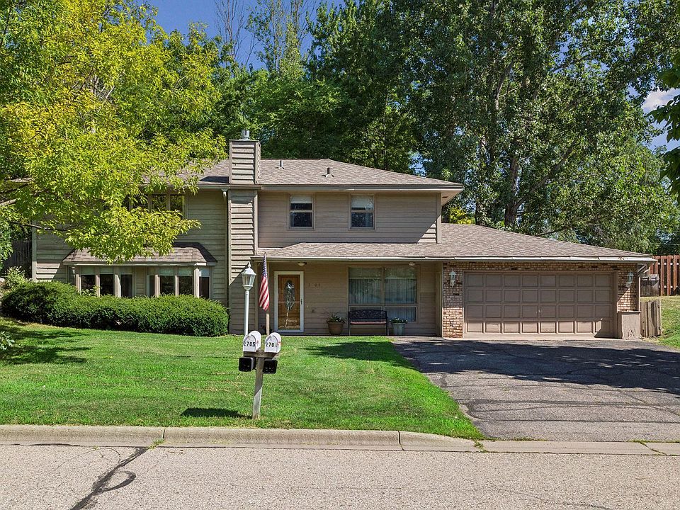 1st image of 2704 Shawnee Ln