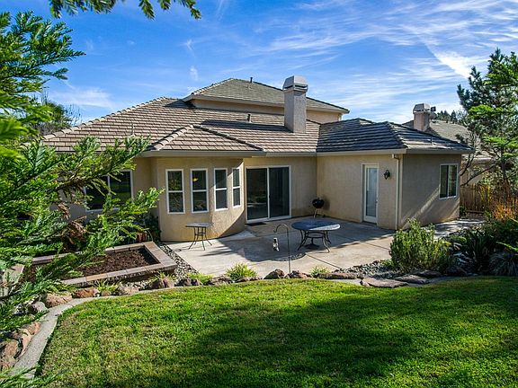 2nd image of 4207 Olga Ln